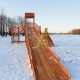 Зимняя деревянная горка "Snow Fox 12 м" с двумя скатами (две лестницы) - 2