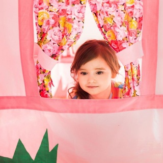 Текстильный домик-палатка с пуфиком для девочек "Дворец Мирабель"
