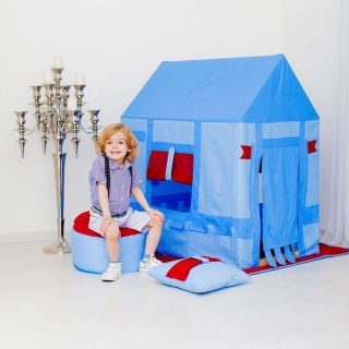 Текстильный домик-палатка с пуфиком для мальчика "Замок Бристоль"